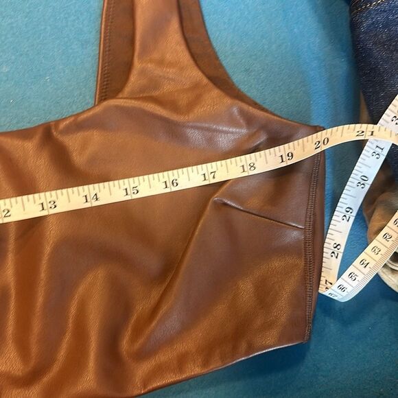 Skims Faux Leather Stretch Bralette‎ in Cocoa Size 4 X - Picture 9 of 12